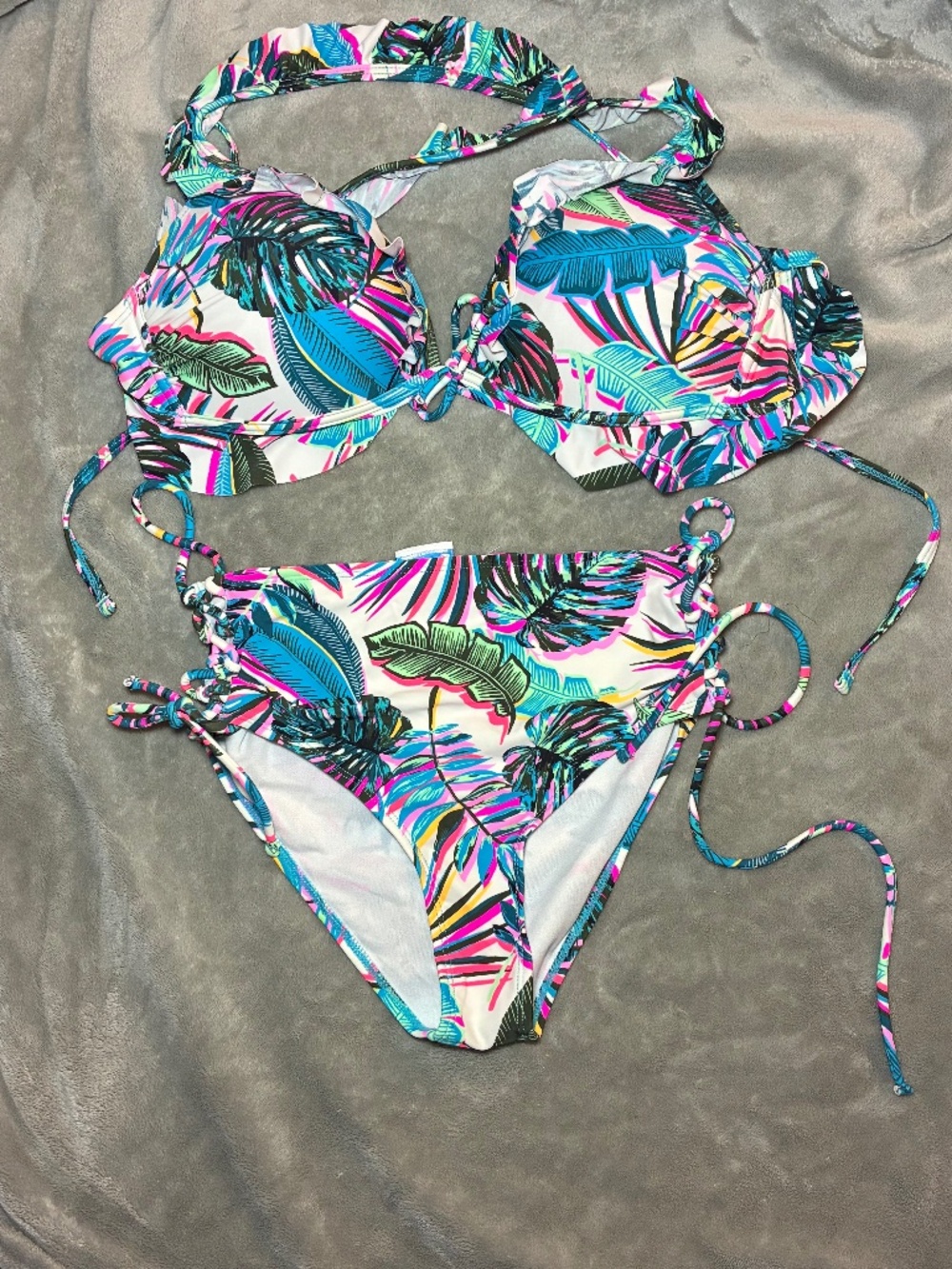 Bikini Top L, Bottoms, M